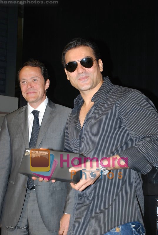 Arbaaz Khan at the launch of Porsche first mobile phone in Kemps Corner on June 27th 2008