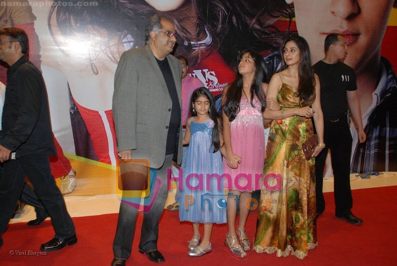 Boney Kapoor, Sridevi with Kids at Jaane Tu Ya Jaane Na Movie Premiere on July 4th 2008