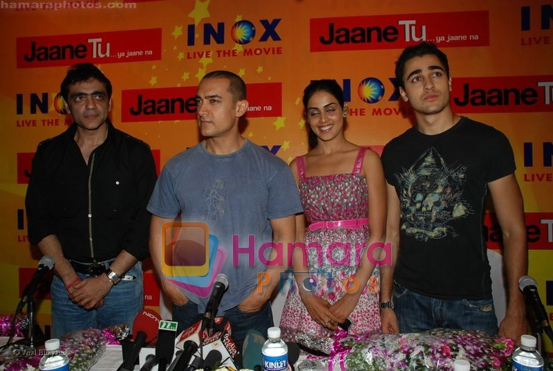 Aamir Khan,Imran Khan and Genelia D�Souza at Jaane Tu Ya Jaane Na team at Inox on July 4th 2008