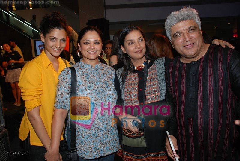 Tanvi Azmi with her daughter, Shabana Azmi, Javed Akhtar at the Rock On music launch in Cinemax on July 7th 2008