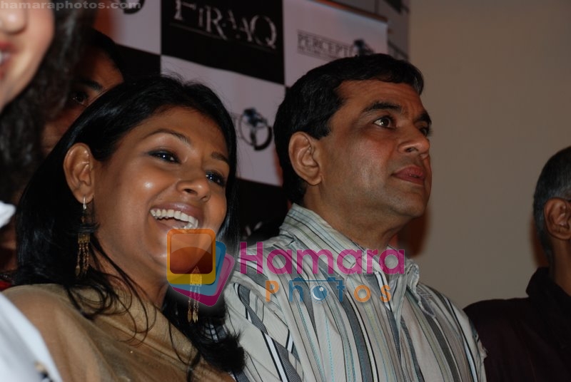 Nandita Das, Paresh Rawal at the press meet of an upcoming movie Firaaq in Joss, Mumbai on July 8th 2008