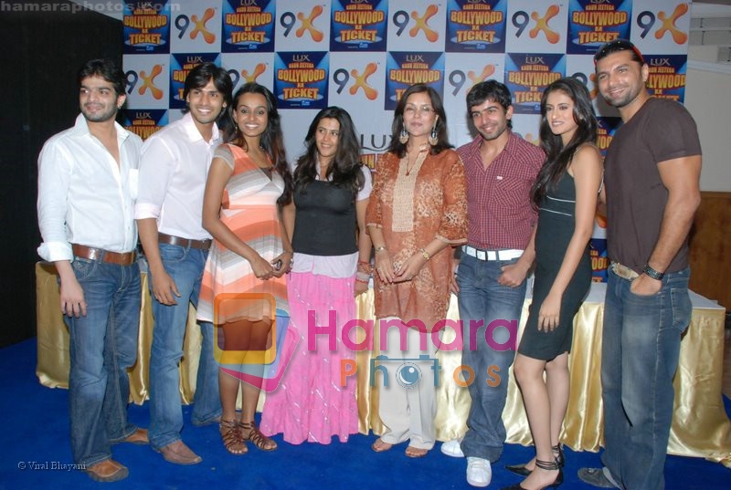 Chetan Hansraj, Karan Patel, Ekta Kapoor, Zeenat Aman, Jay Bhanushali at 9X Kaun Jeetenga Bollywood Ka Ticket in Club Millennium on July 12th 2008 
