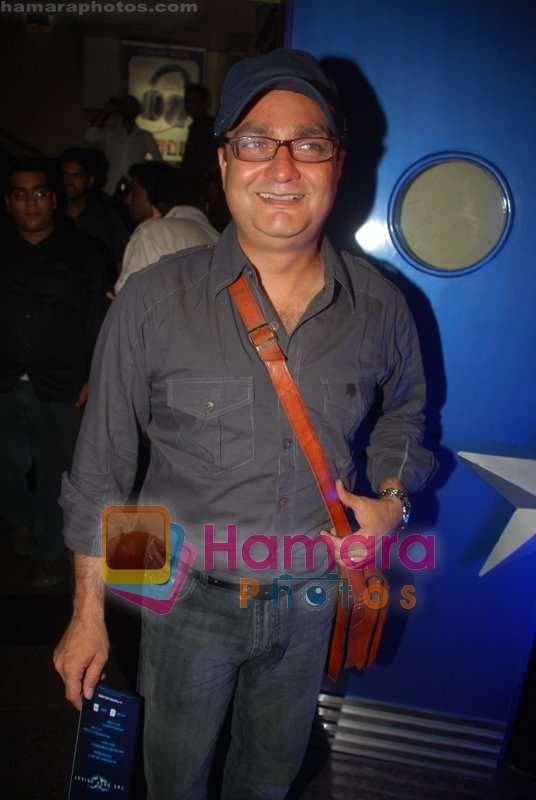 Vinay Pathak at Dark Knight premiere in Fame Adlabs on 17th July 2008