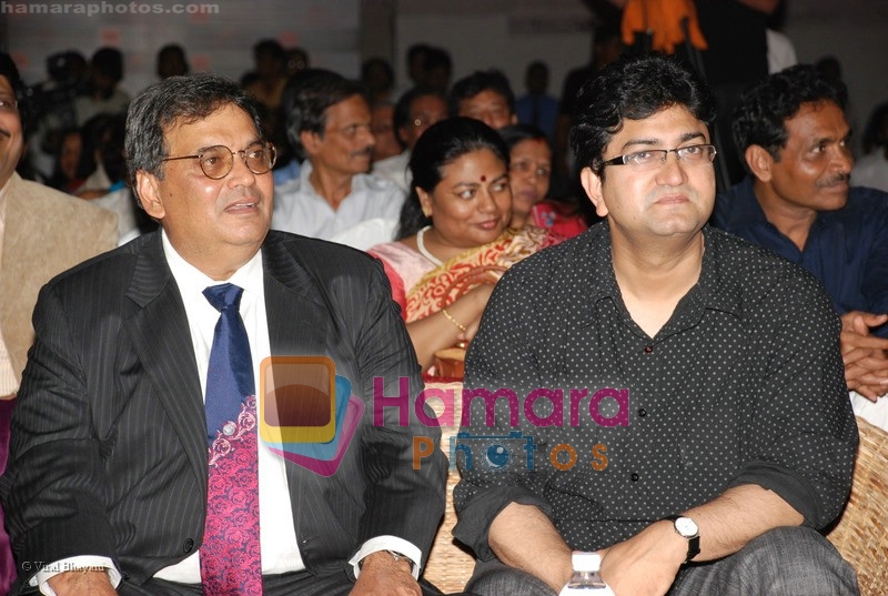 Subhash Ghai, Parsoon Joshi at Whistling Woods convocation ceremony in Film City on 18th July 2008