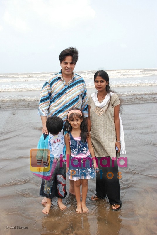 Rahul Roy at Bachpan on location in Madh on 18th July 2008