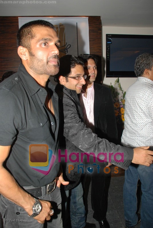 Sunil Shetty at the launch of Cest La Vie in  Bandra on 18th July 2008