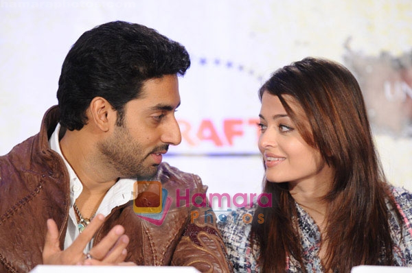 Abhishek Bachchan, Aishwarya Rai at The Unforgettable Tour Press Conference at the Hilton Hotel in Toronto, Canada on July 17, 2008 