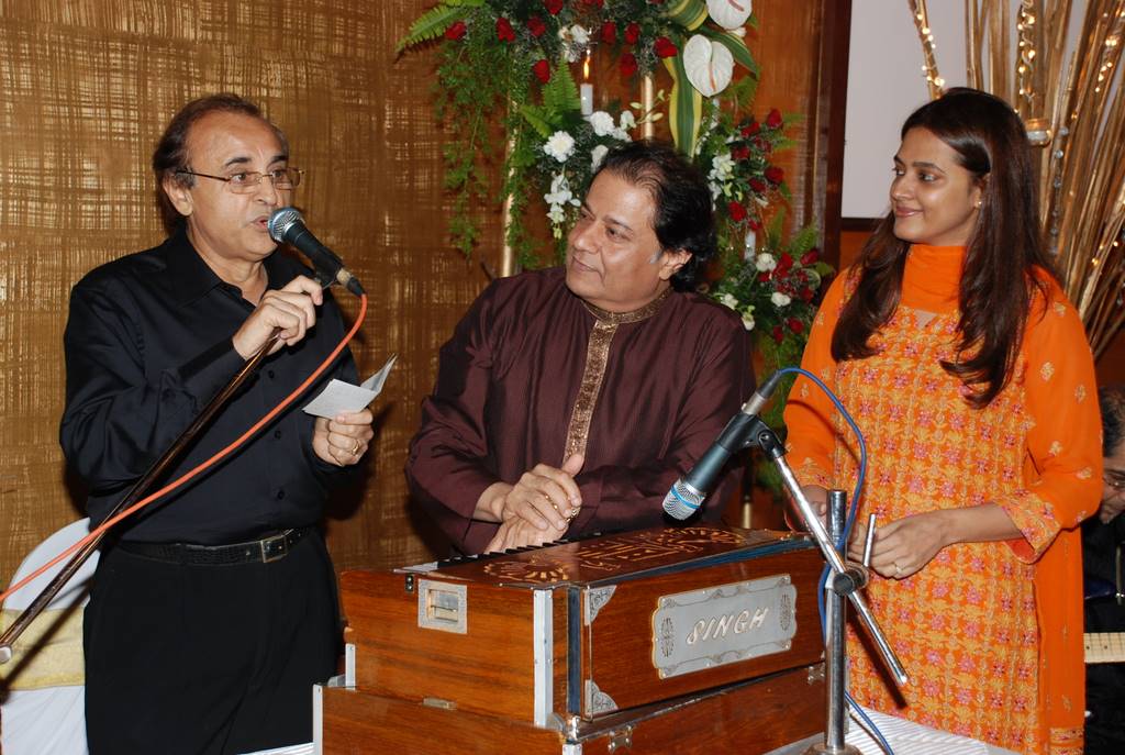 Anup Jalota at Anup Jalota's Birthday Bash in Sunville,Worli on July 29th 2008 