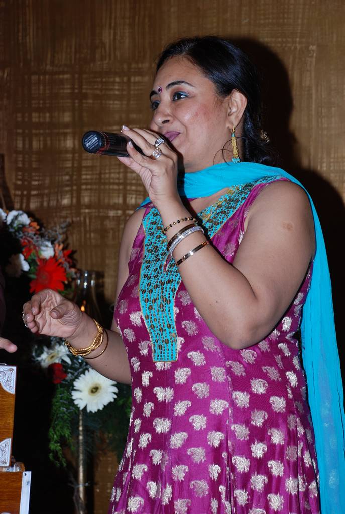Jaspinder Narula at Anup Jalota's Birthday Bash in Sunville,Worli on July 29th 2008 