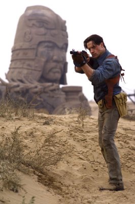 Brendan Fraser in still from The Mummy - Tomb of the Dragon Emperor