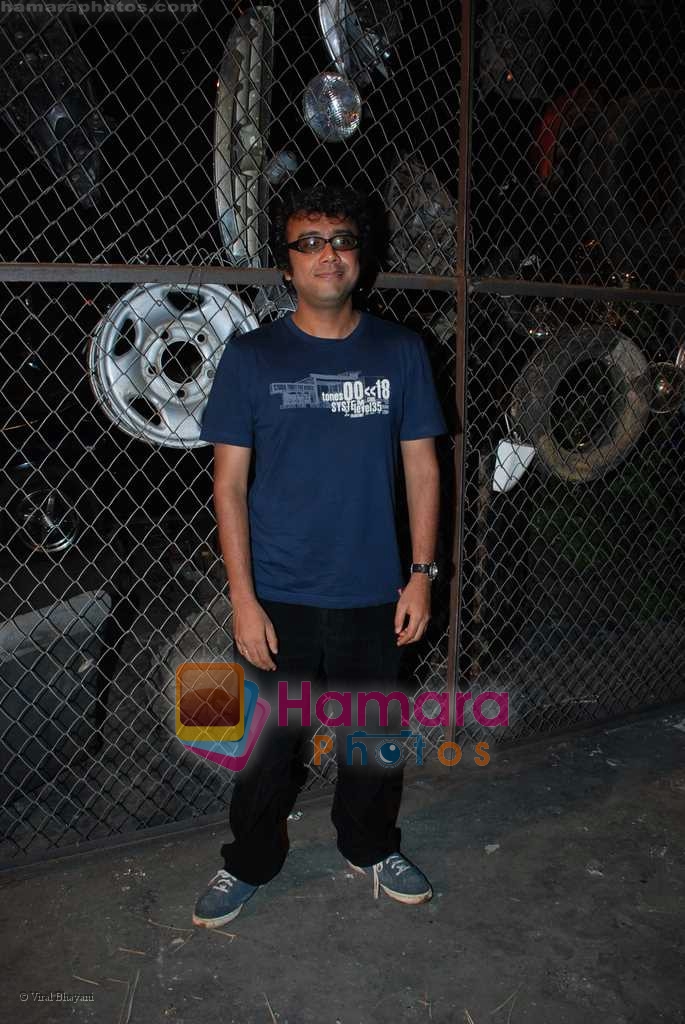 Dibakar Banerjee  at Oye Lucky, Lucky Oye on location in Sankraman studios on August 4th 2008 