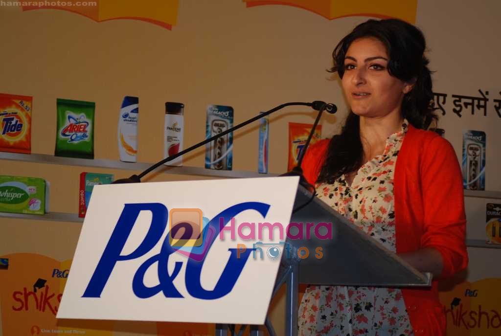 Soha Ali Khan at Shiksha event promoted by P & G in Andheri on August 5th 2008 