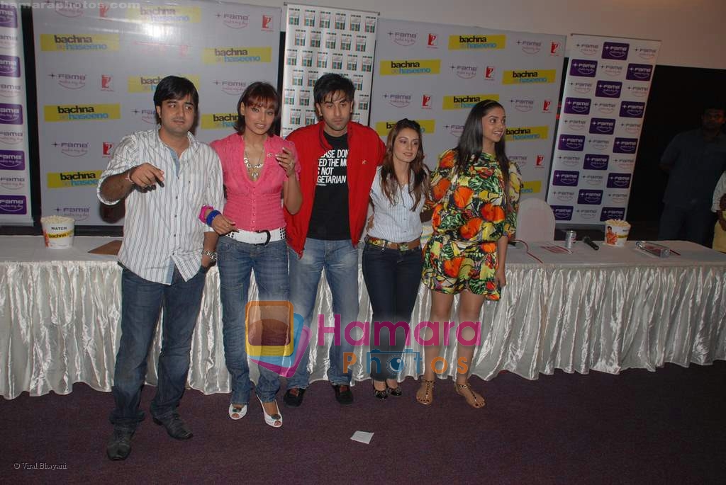 Ranbir Kapoor, Deepika Padukone, Minissha Lamba, Bipasha Basu at the Bachna Ae Haseeno team at Fame Vashi on August 14th 2008 
