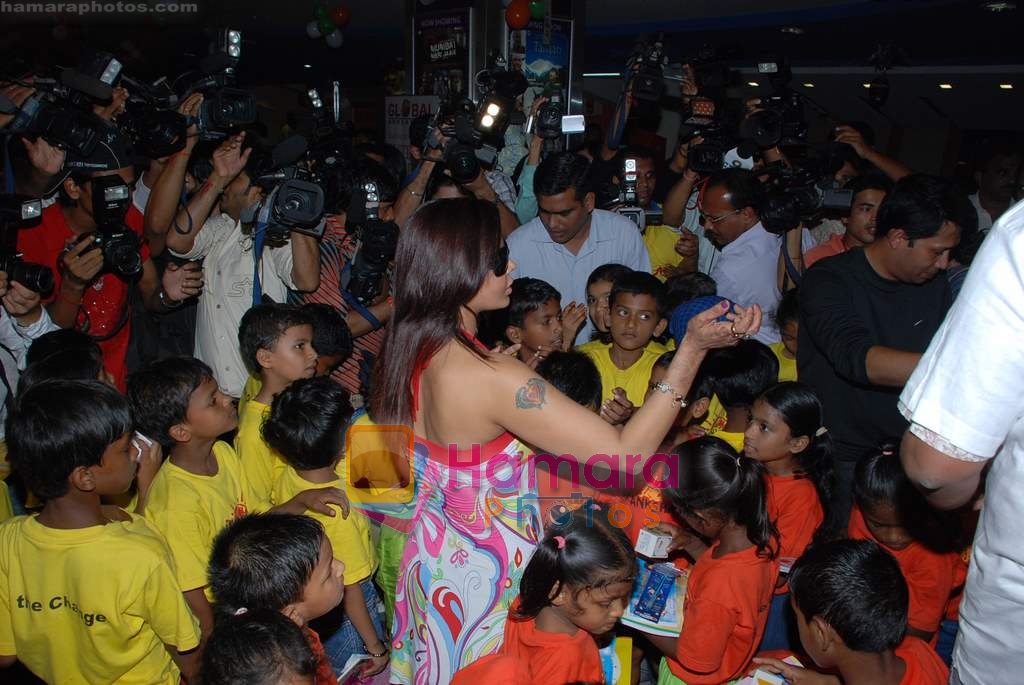 Rakhi Sawant at Ganesha 2 screening with underprivileged children in Fame on August 20th 2008 
