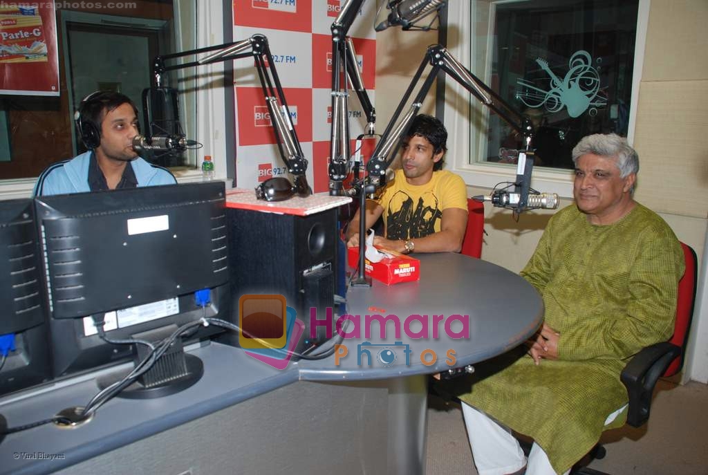 Farhan Akhtar, Javed Akhtar at Big FM station on August 23rd 2008 