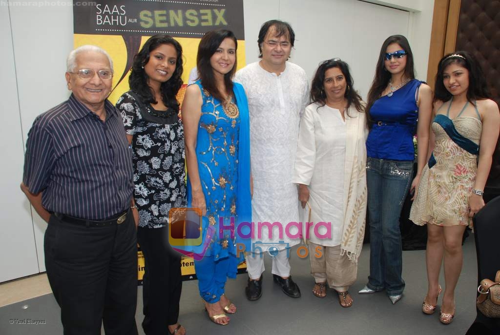 Sharon Prabhakar, Farooq Sheikh, Divya Khosla, Tulsi Kumar at Saas Bahu Aur Sensex music launch in Fun Republic on 27th August 2008 
