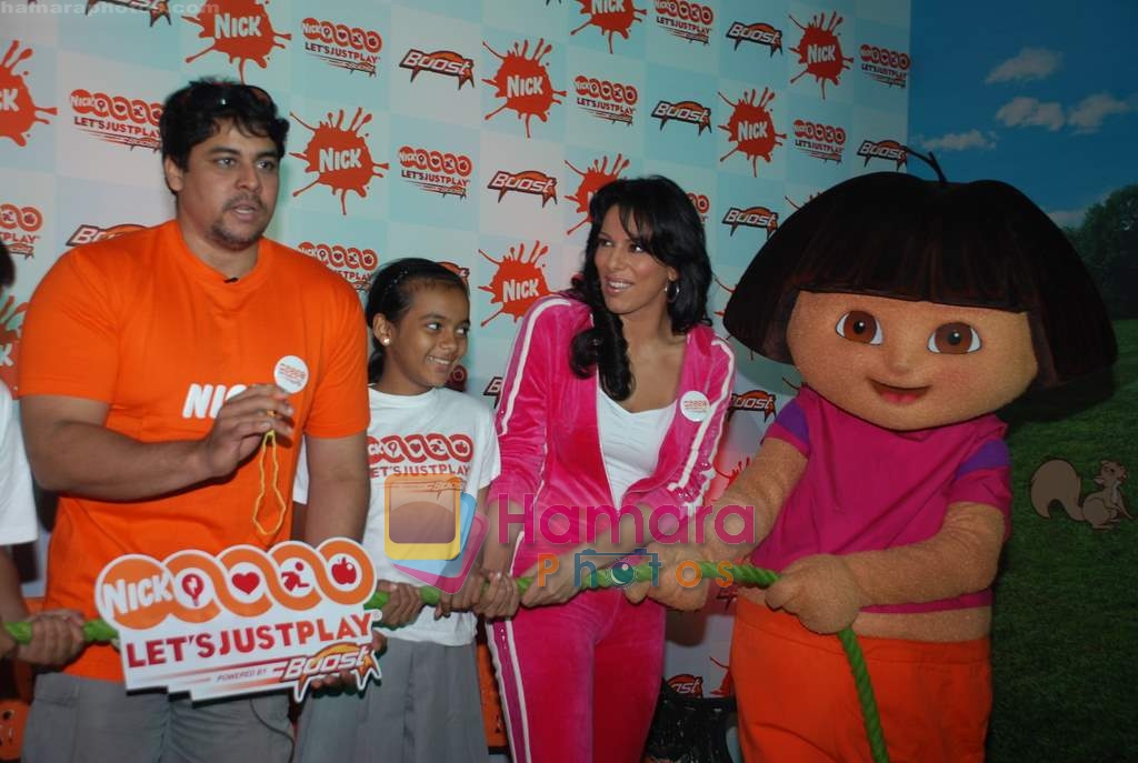 Pooja Bedi at the Launch of Let's Just Play Go Healthy Challenge in Nick on 28th August 2008 