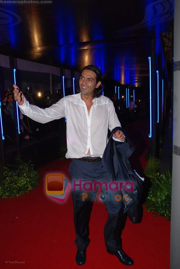 Arjun rampal at Rock On Premiere in IMAX Wadala on 28th August 2008