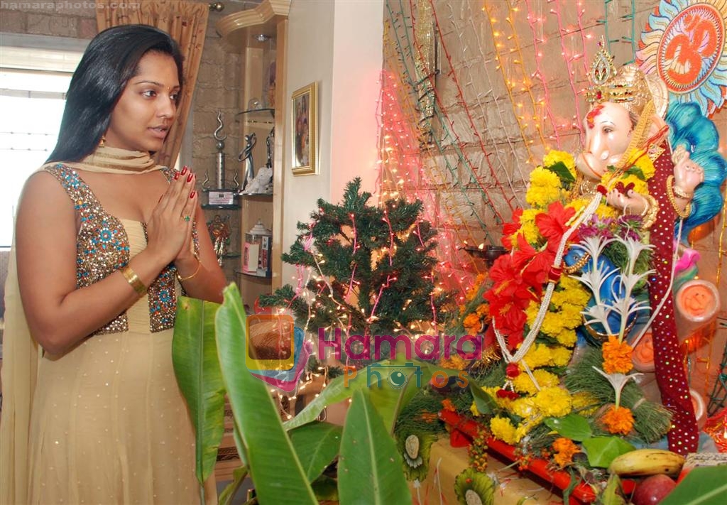Meghna Naidu at Ganpati Celebration on 3rd September 2008 