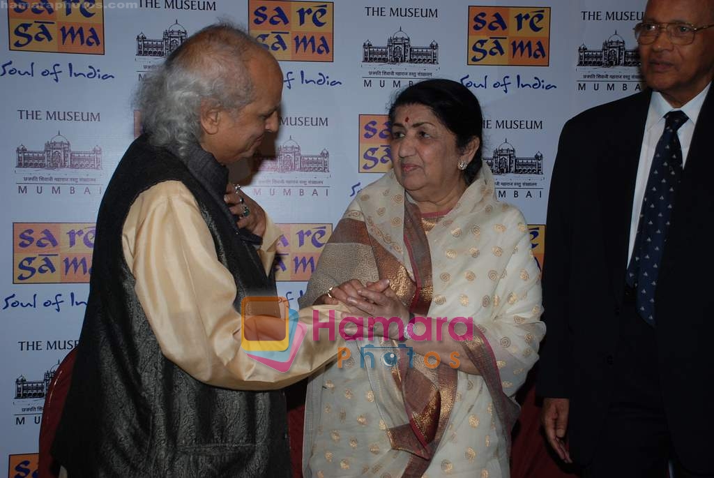 Lata Mangeshkar, Pandit Jasraj at the launch of music exhibition in Prince of Wales Museum on 5th September 2008 