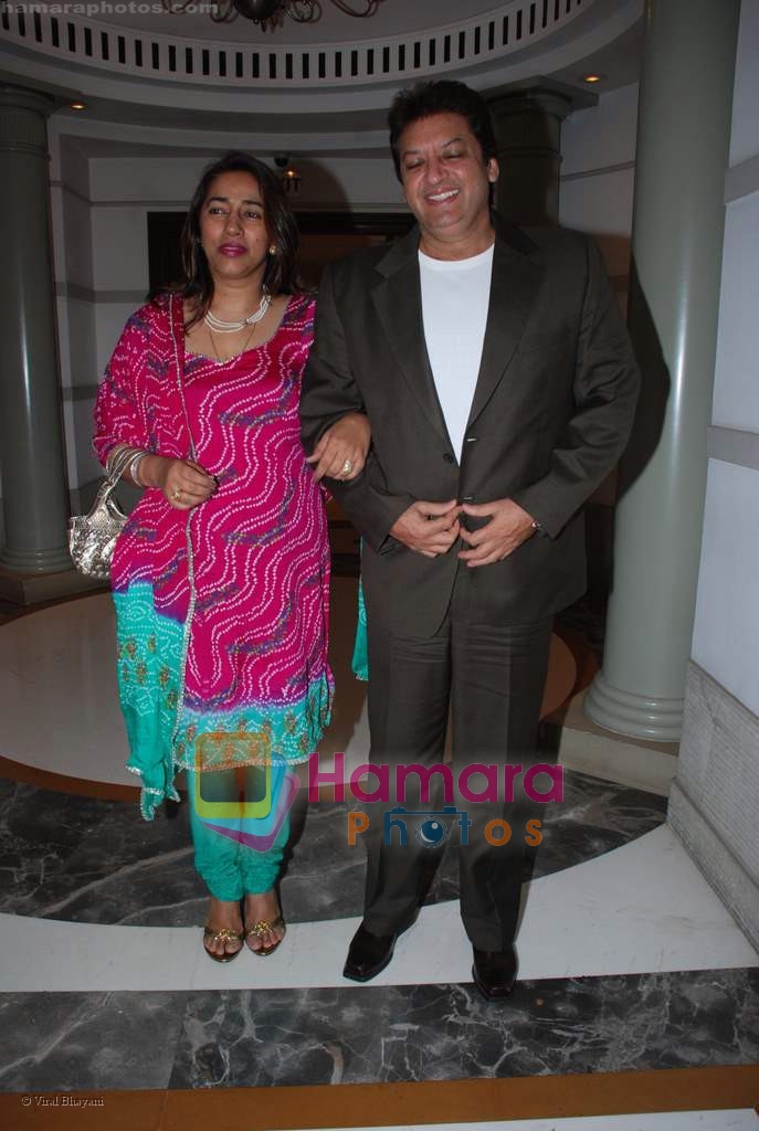 Anu, Sashi Ranjan at Neena Gupta's wedding bash in Sahara Star on 6th August 2008 