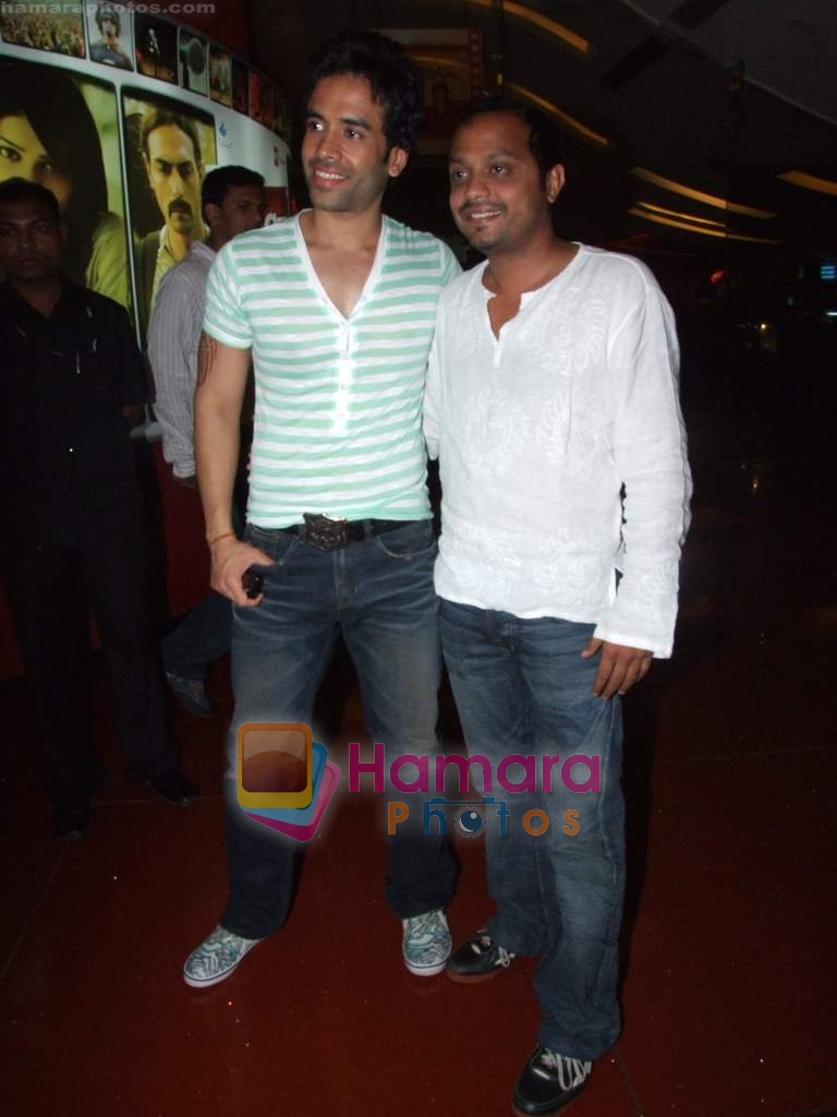 Tusshar Kapoor, Rohit Shetty at the Unveiling of Golmaal Returns in Cinemax, Versova on 13th September 2008 