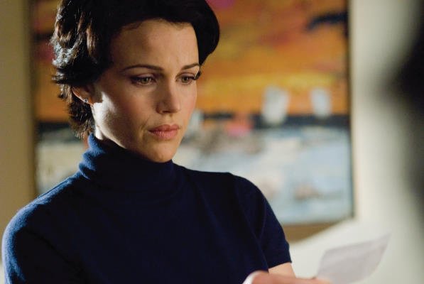 Carla Gugino in a still from the movie Righteous Kill 