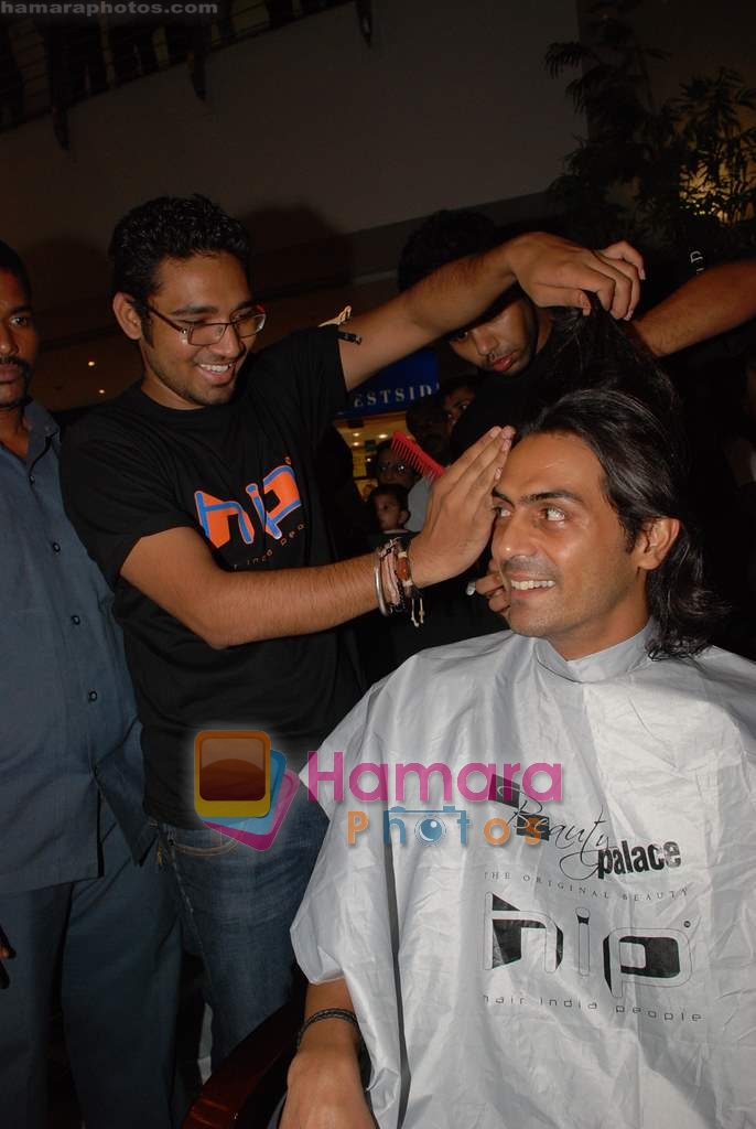 Arjun Rampal at Cut-A- Thon Event on 15th September 2008 