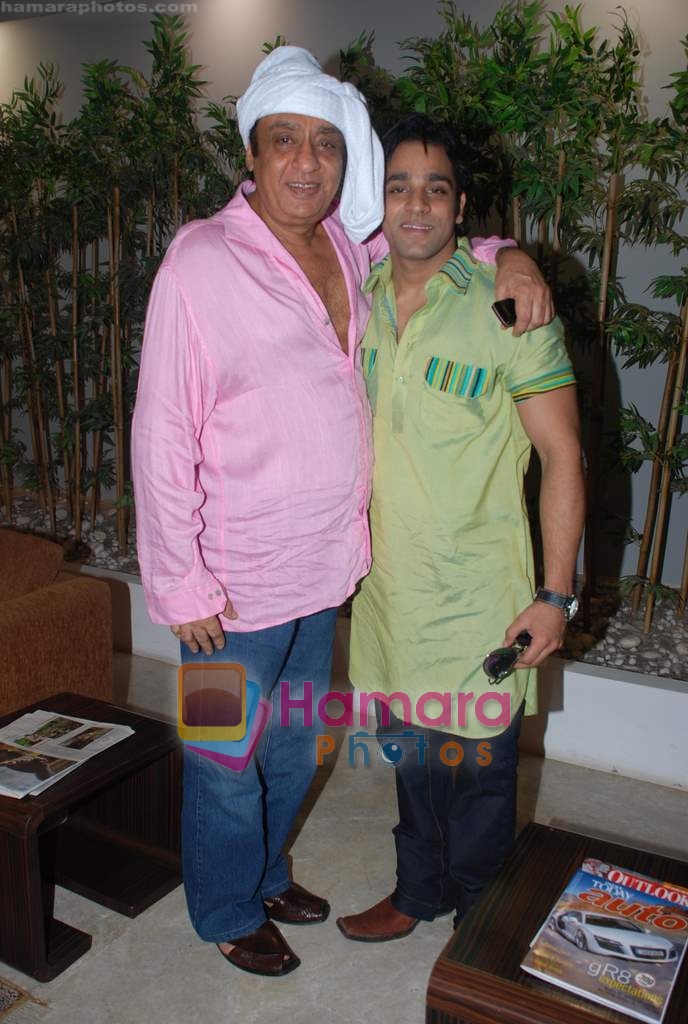 Ranjeet, Abhishek Awasthi at Jugni Chali Jalandar new serial from Sab launch in Sony TV office on 17th September 2008 