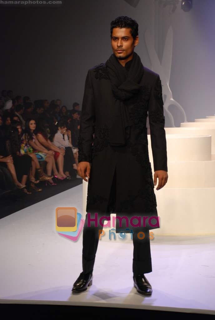 at Ashish Sonis Show at HDIL Couture Week on 17th September 2008 