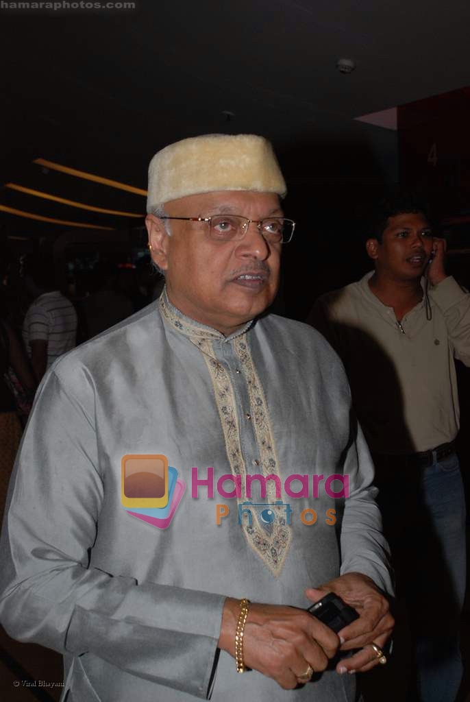 Kiran Shantaram at the premiere of Welcome to Sajjanpur in Cinemax on 18th September 2008 