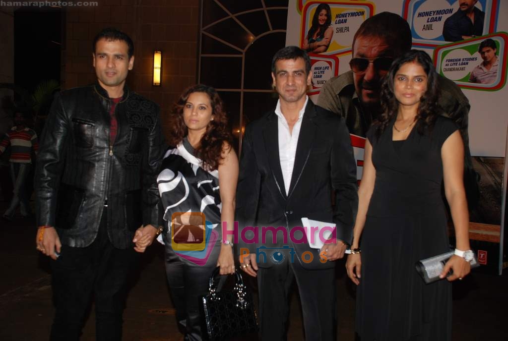 Rohit Roy, Manasi Joshi, Ronit Roy with wife at EMI Music Launch on 19th September 2008 