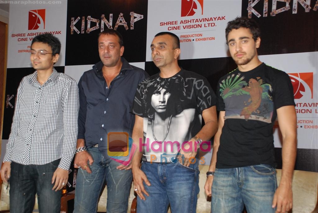 Sanjay Dutt, Sanjay Gadhavi, Imran Khan at  Kidnap Press Conference in Taj Lands End on 20th September 2008 