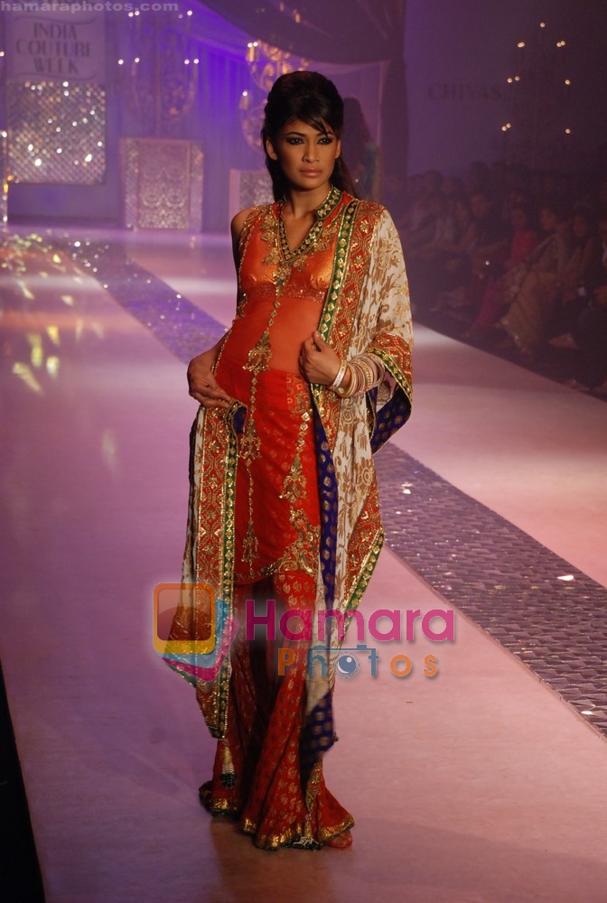 at  Manish Malhotra Show at HDIL Couture Week on 21st September 2008 