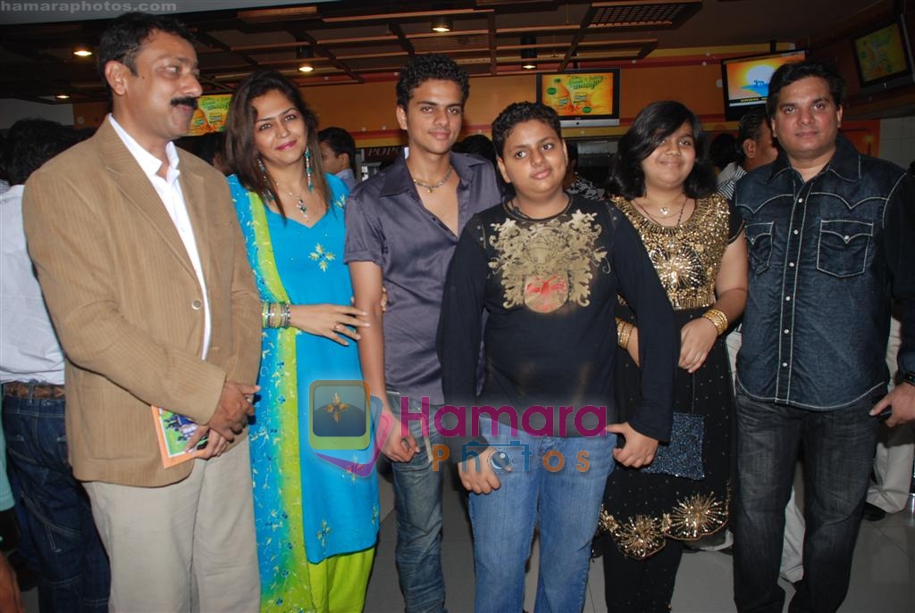 Lalit Pandit at the Premiere of Rafoo Chakkar in Fun Republic on 24th September 2008 