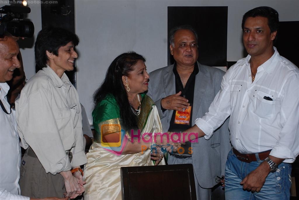 Madhur Bhandarkar at IMPA Awards in Time & Again on 26th September 2008 