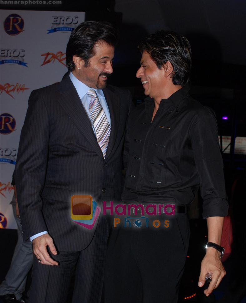 Anil Kapoor, Shahrukh Khan at Drona Premiere on 1st october 2008 