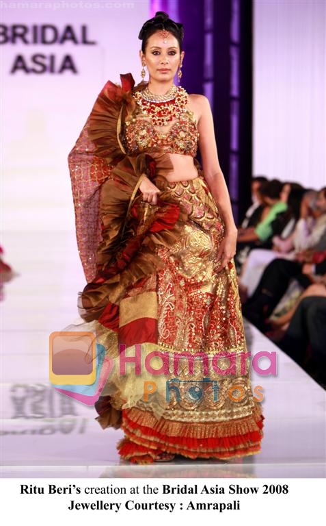at Bridal Asia Fashion Soirees in Hyatt Regency, New Delhi on 4th october 2008 