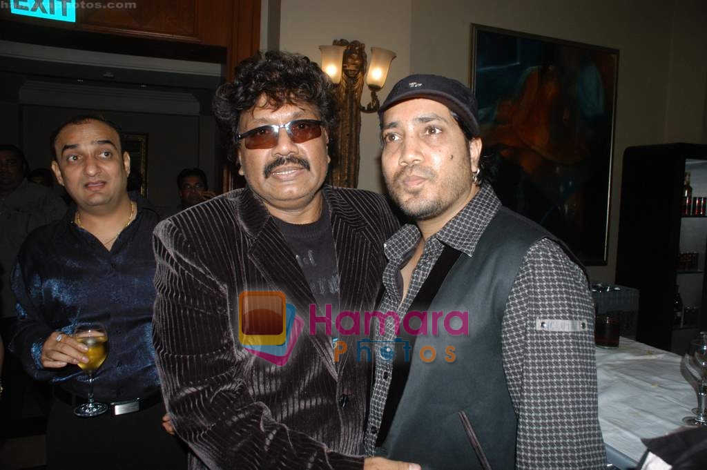 Mika Singh at the launch of new energy drink Cloud 9 in JW Marriott on 8th October 2008 