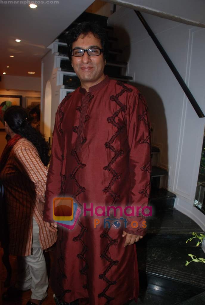 Talat Aziz at the launch of art Gallery on 10th October 2008 