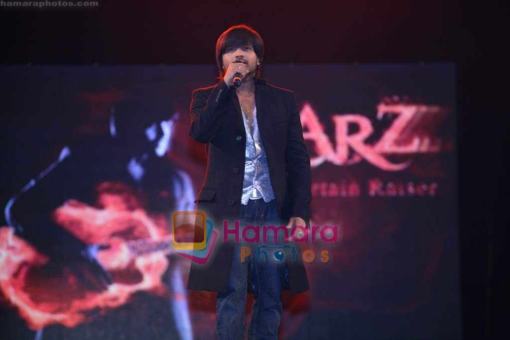 Himesh Reshammiyas live performance in Concert for Karzzz Curtain Raiser in Andheri Sports Complex on 12th october 2008 