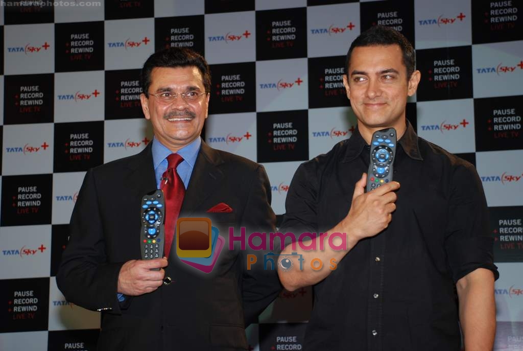 Aamir Khan launches new recordbale set tob box for Tata Sky in Grand Hyatt on 14th October 2008 