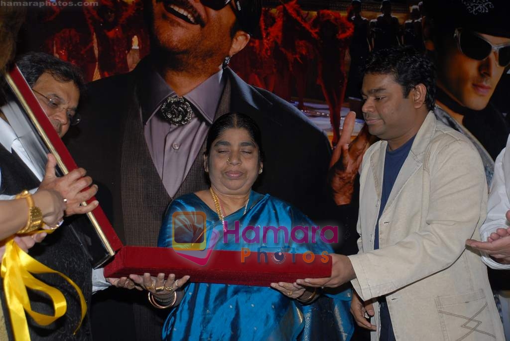 Subhash Ghai, A R Rahman at Yuvvraaj film Music Launch in Mumbai on 16th October 2008 