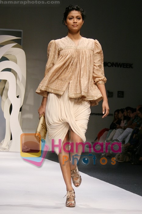Model walk the ramp for Tarun Tahiliani show at Delhi Fashion Week in Emporio, Delhi 