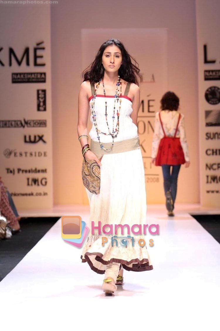 Model walk the ramp for Ashmita Marva, Ruchi Mehta and Sudhir Tapas Show in Lakme Fashion Week 