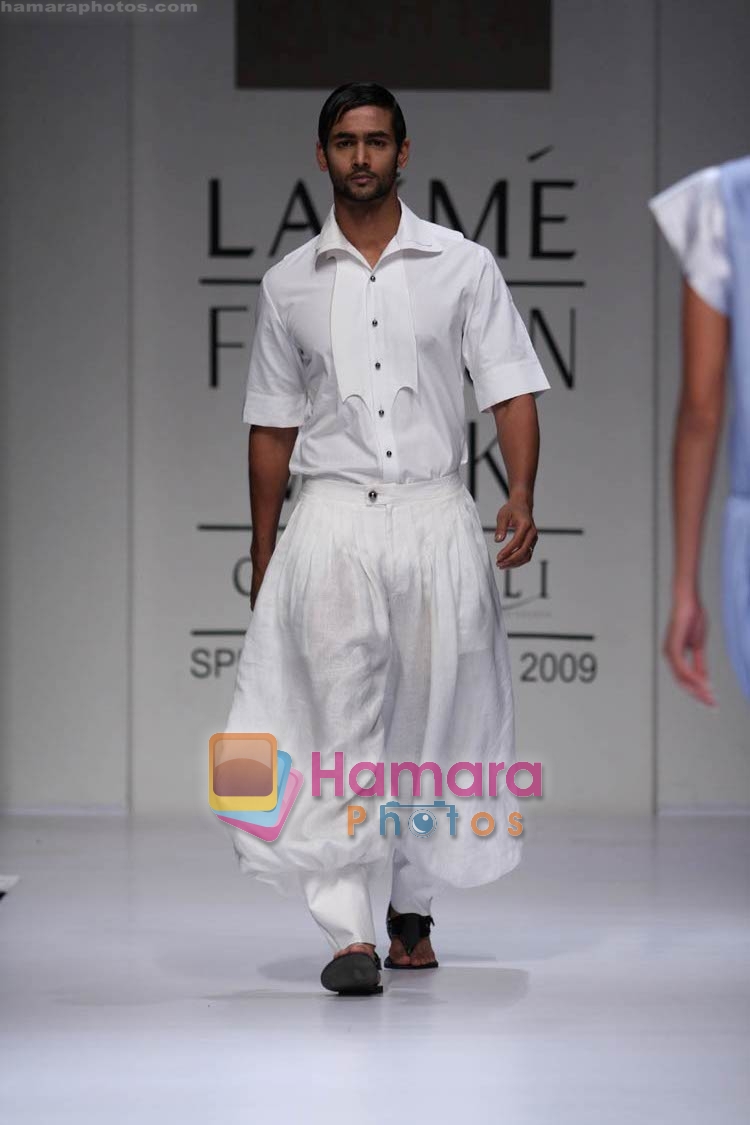 Model walk the ramp for Arjun Saluja's Show at Lakme Fashion Week 