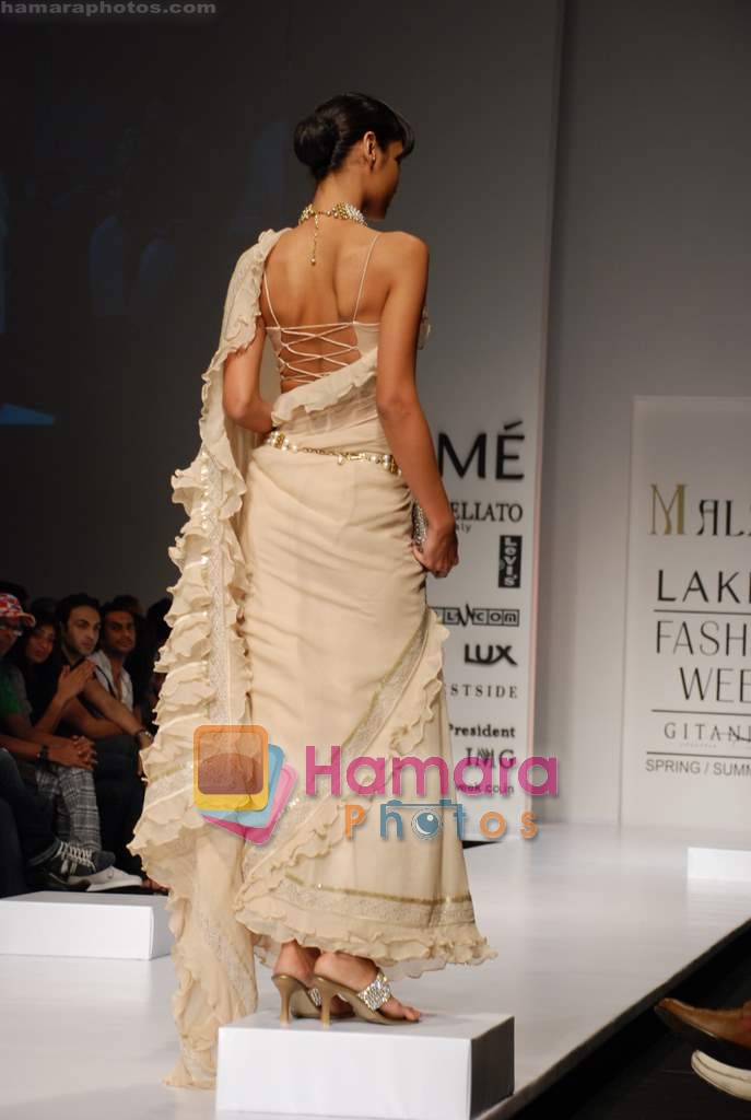 Model walk the ramp for Accessories Show at Lakme Fashion Week 2008 on 23rd October 2008 