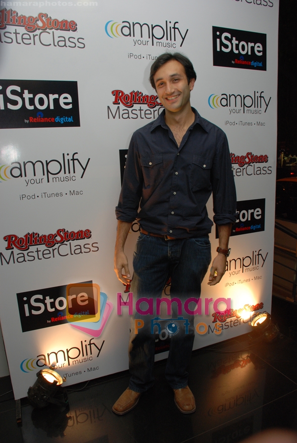 Aditya Hitkari at Rolling Stone MasterClass presents Apple Amplify in Mumbai on 10th November 2008