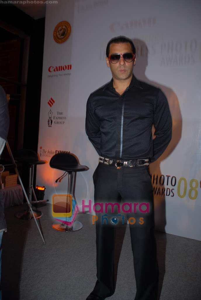 Salman Khan at Ramnath Goenka Indian Express photo award in Express Towers on 14th November 2008 