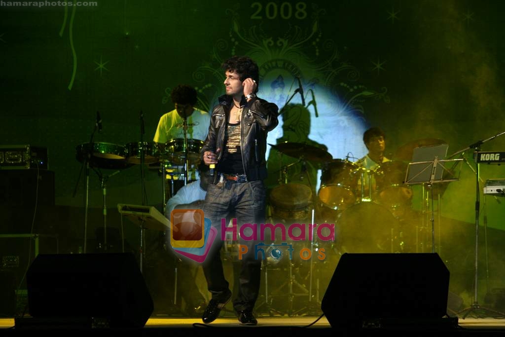 Sonu Nigam performs at Birla concert on 18th November 2008 